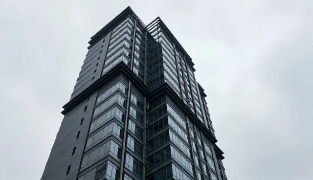 来料检验与自主检验：服装加工中的两种质量控制方式比较
